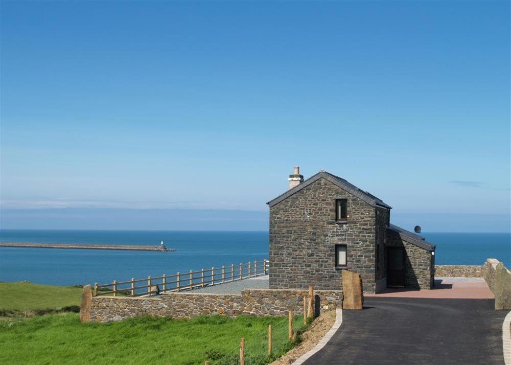 Cable Cottage Fishguard Exterior photo